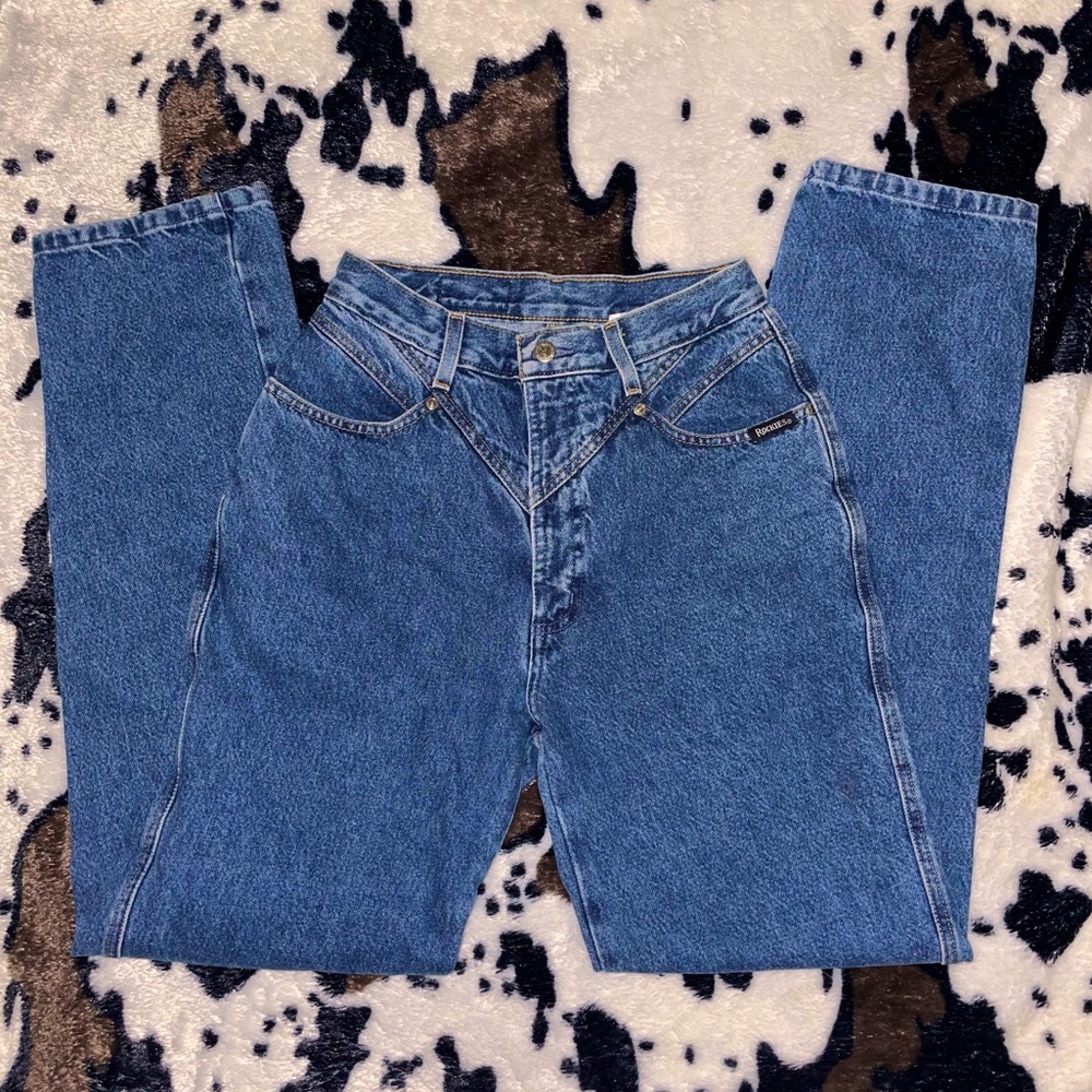 Rockie mountain jeans! Size 9. Great condition Medium wash Rockies!